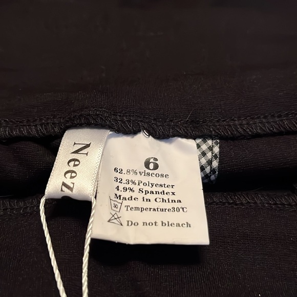 BLACK PULL ON PANTS BY NEEZEELEE. NWT. SIZE 6 - Picture 3 of 5